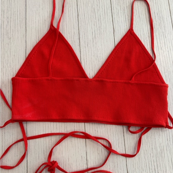 Zara Red Strappy Crop Top - Picture 2 of 3